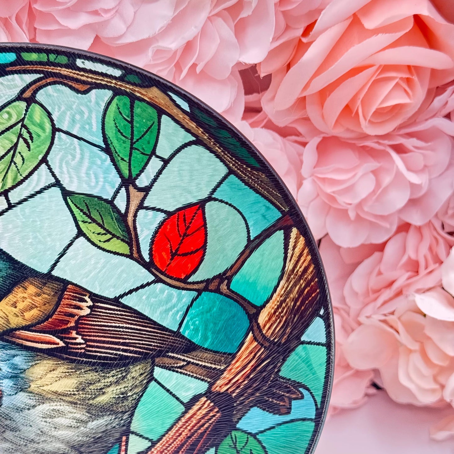 Robin Stained Glass Textured Round Tea Pot Holder - Chopping Board - Worktop Protector - Heat Mat